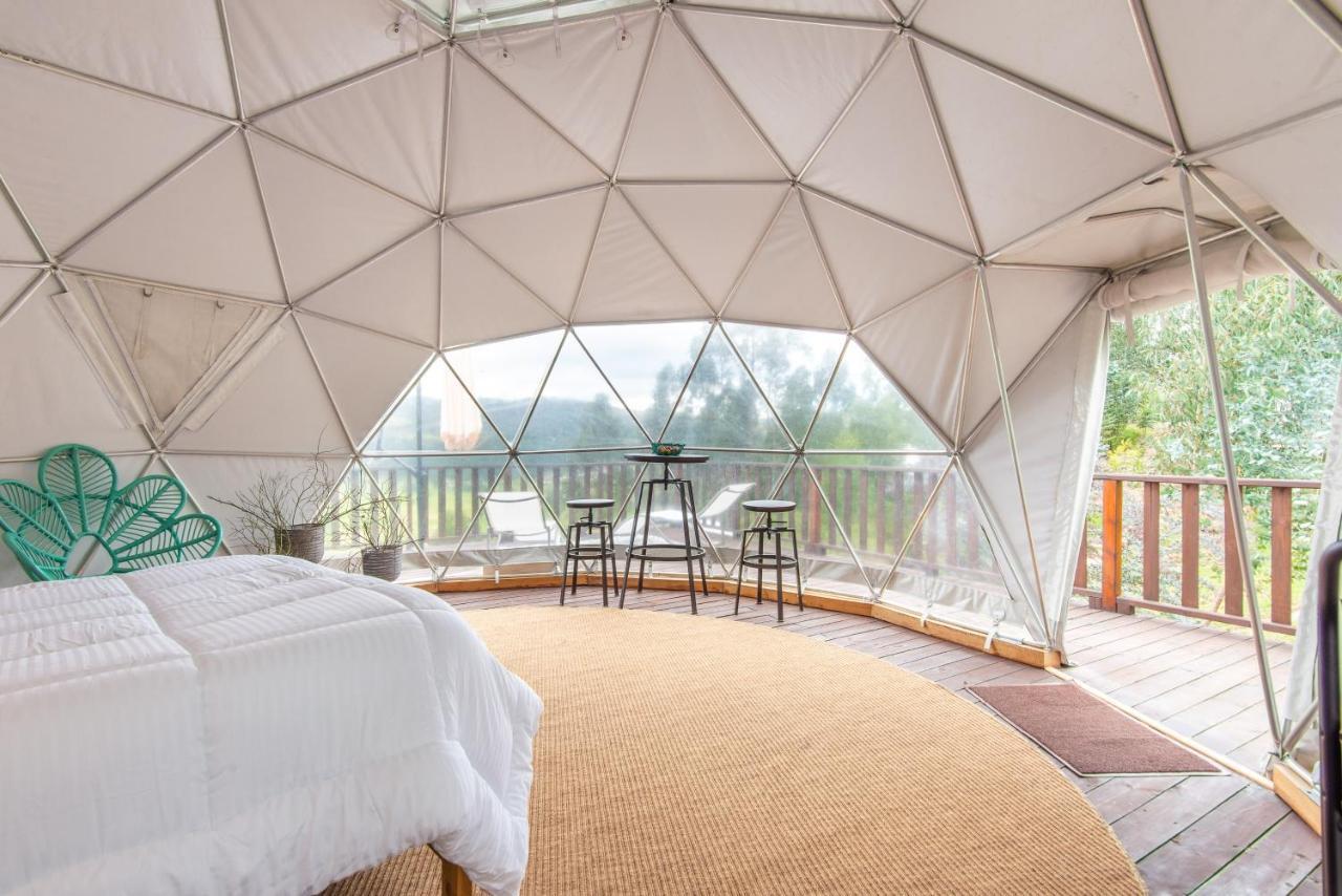 Terra Luna Glamping ไพพ่า ภายนอก รูปภาพ